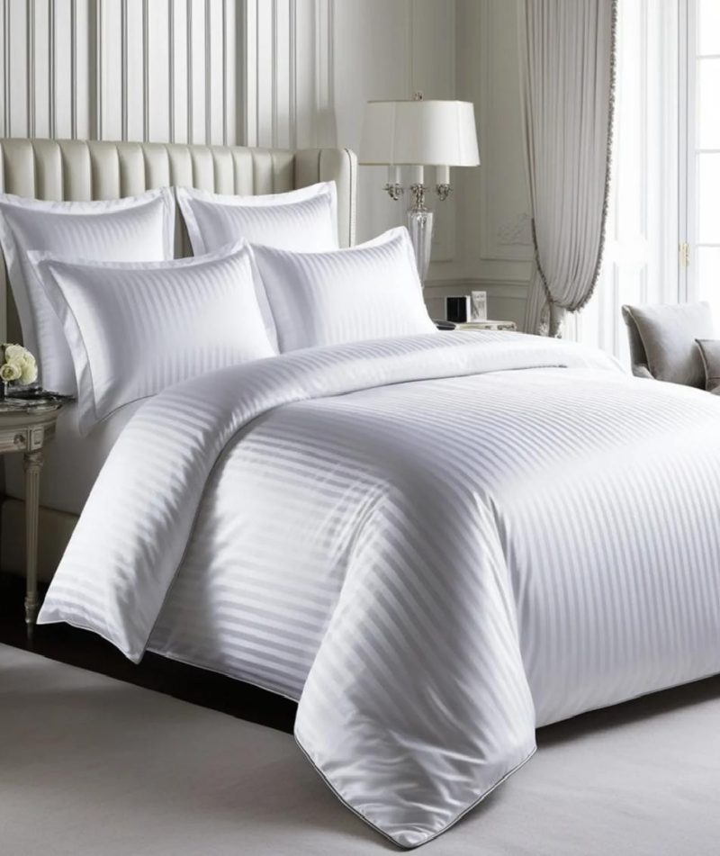 Lenjerie de Pat, Bumbac Damasc 100%, 2 Persoane, 4 Piese King Size - Alb
